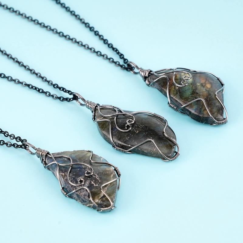 Pendant Necklaces Natural Labradorite Necklace For Unisex Handmade Wire Wrapped Irregular Healing Stone With ChainPendant
Pendant Necklaces Natural Labradorite Necklace For Unisex Handmade Wire Wrapped Irregular Healing Stone With ChainPendant