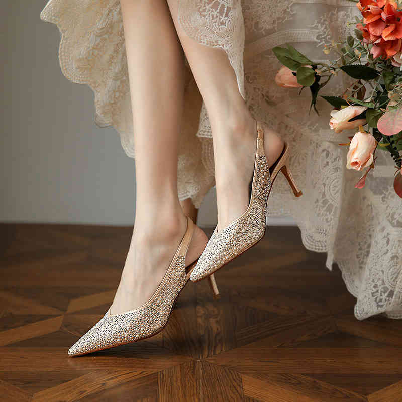 Sandals wedding shoes women's pointed thin high-heeled Baotou sandals single do not drop drill does tire feet goddess 4LLQ, 1# shoe box
Sandals wedding shoes women's pointed thin high-heeled Baotou sandals single do not drop drill does tire feet goddess 4LLQ, 1# shoe box