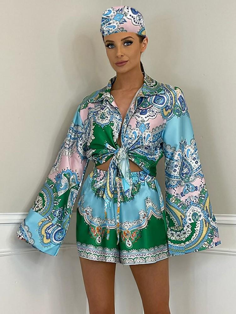 Women' Tracksuits Pieces Set Sexy Summer Autumn Fashion Women 2022 Female Tops Floral Print Long Sleeve Shirt And Elastic Waist Shorts Scar, Blue
Women' Tracksuits Pieces Set Sexy Summer Autumn Fashion Women 2022 Female Tops Floral Print Long Sleeve Shirt And Elastic Waist Shorts Scar, Blue