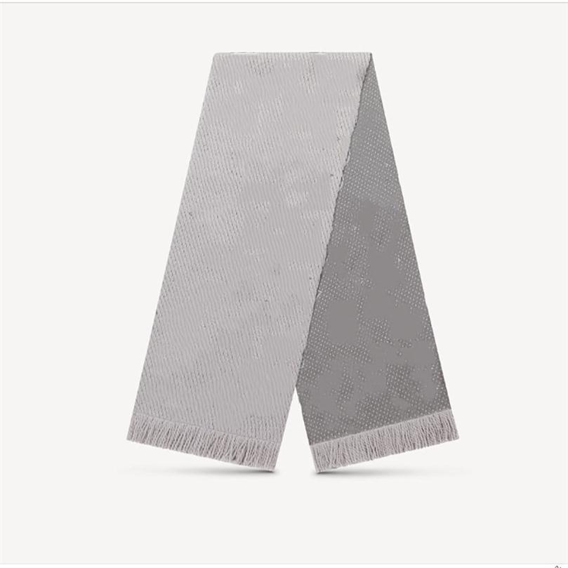 Fashion Winter LOGOMANIA SHINE Cashmere Scarf Women and Men Two Side Black Red Silk Wool Blanket Scarfs Pashmina Scarves and Shawl259M
Fashion Winter LOGOMANIA SHINE Cashmere Scarf Women and Men Two Side Black Red Silk Wool Blanket Scarfs Pashmina Scarves and Shawl259M