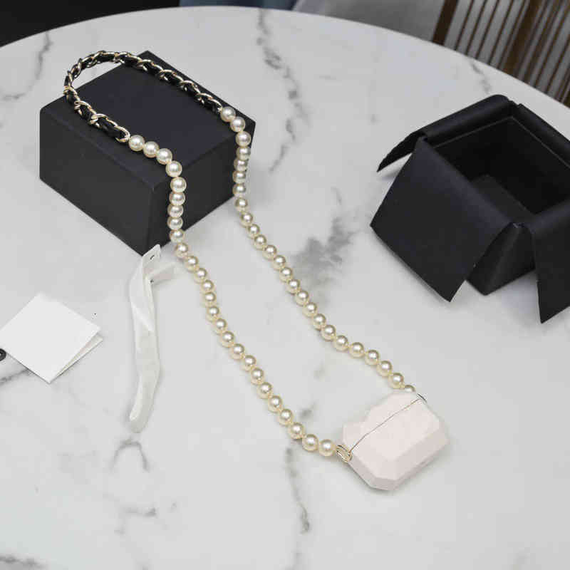 Top Quality Cc Bags Luxury Brand 2022 new high quality bag classic lady handbag diagonal bag leather Headphone b ag 666 O1M7, Black 
Top Quality Cc Bags Luxury Brand 2022 new high quality bag classic lady handbag diagonal bag leather Headphone b ag 666 O1M7, Black