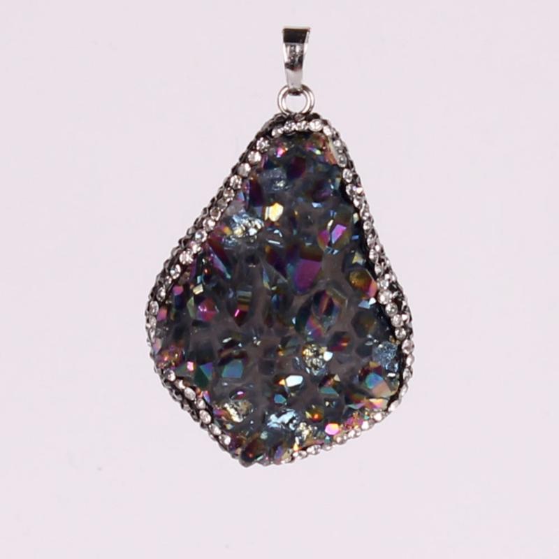Pendant Necklaces Top Promotion Rainbow Crystal Druzy Natural Stone Fine Quality Jewelry Unique Titanium Drusy Quartz PendantPendant
Pendant Necklaces Top Promotion Rainbow Crystal Druzy Natural Stone Fine Quality Jewelry Unique Titanium Drusy Quartz PendantPendant