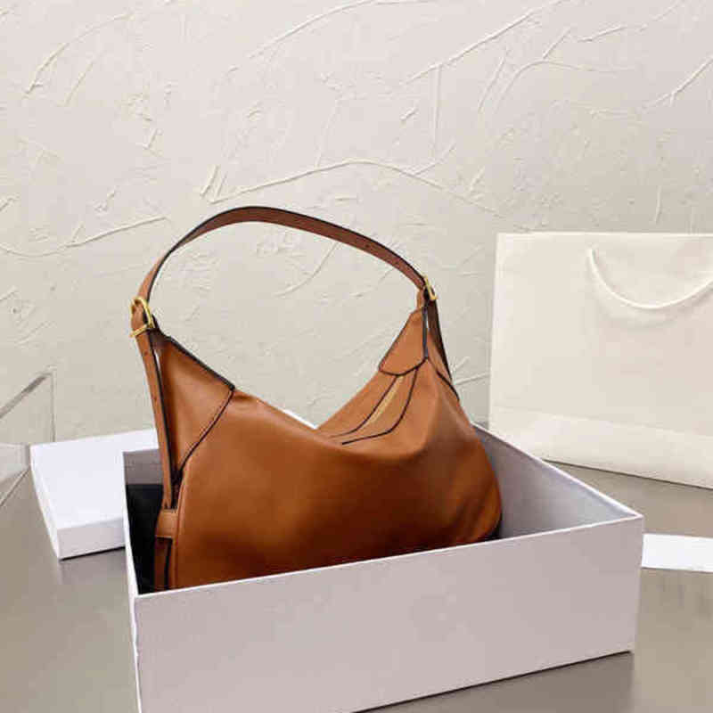 Shoulder Bags Luxury Brand Romy Fashion Simple Bag Women's Designer High Quality Real Leather Messenger Mobile Phone Handbags 1220, Black
Shoulder Bags Luxury Brand Romy Fashion Simple Bag Women's Designer High Quality Real Leather Messenger Mobile Phone Handbags 1220, Black