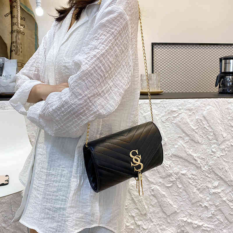 2022 Texture Simple Bag 60% Off Women's Trend Personalized Chain Messenger Fashion Letter Tassel Handbag Crossbody Shoulder Bags, Black
2022 Texture Simple Bag 60% Off Women's Trend Personalized Chain Messenger Fashion Letter Tassel Handbag Crossbody Shoulder Bags, Black