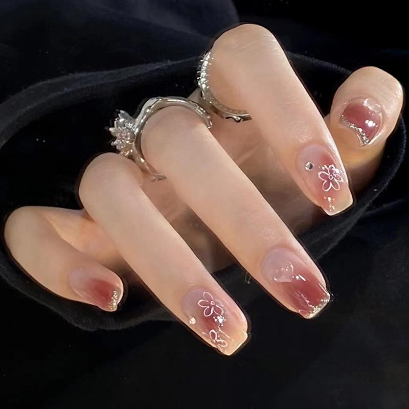 False Nails 24Pcs Silver French Short Round Fake With Glue Flower Heart Gradient Design Acrylic Removable Press On Manicure TipsFalse, Nails 01
False Nails 24Pcs Silver French Short Round Fake With Glue Flower Heart Gradient Design Acrylic Removable Press On Manicure TipsFalse, Nails 01