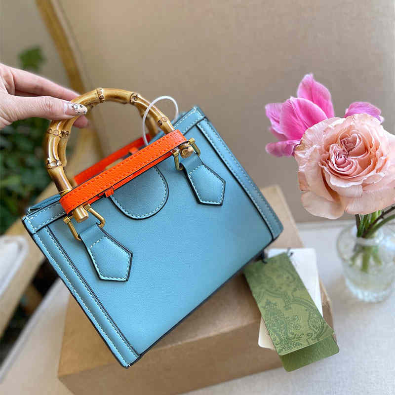 Multicolor Handbag Bamboo Clutch Bag Top Quailty Metal Letter Vintage Pack Paty Lady 20cm Pu Plain Fresh Shopping Designer Bags Handbags, Box
Multicolor Handbag Bamboo Clutch Bag Top Quailty Metal Letter Vintage Pack Paty Lady 20cm Pu Plain Fresh Shopping Designer Bags Handbags, Box