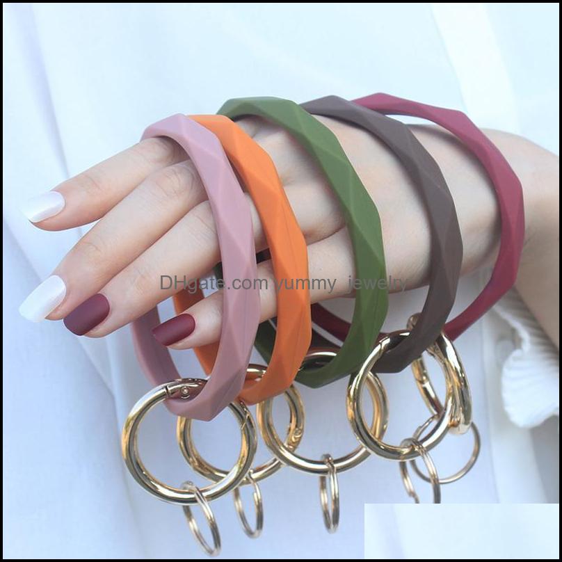 Key Rings Jewelry Monogrammed Sile Wristlet Keychain Bracelet Bangle Keyring Large Circle Ring Faced Holder For Women Girls Drop Delivery 20
Key Rings Jewelry Monogrammed Sile Wristlet Keychain Bracelet Bangle Keyring Large Circle Ring Faced Holder For Women Girls Drop Delivery 20