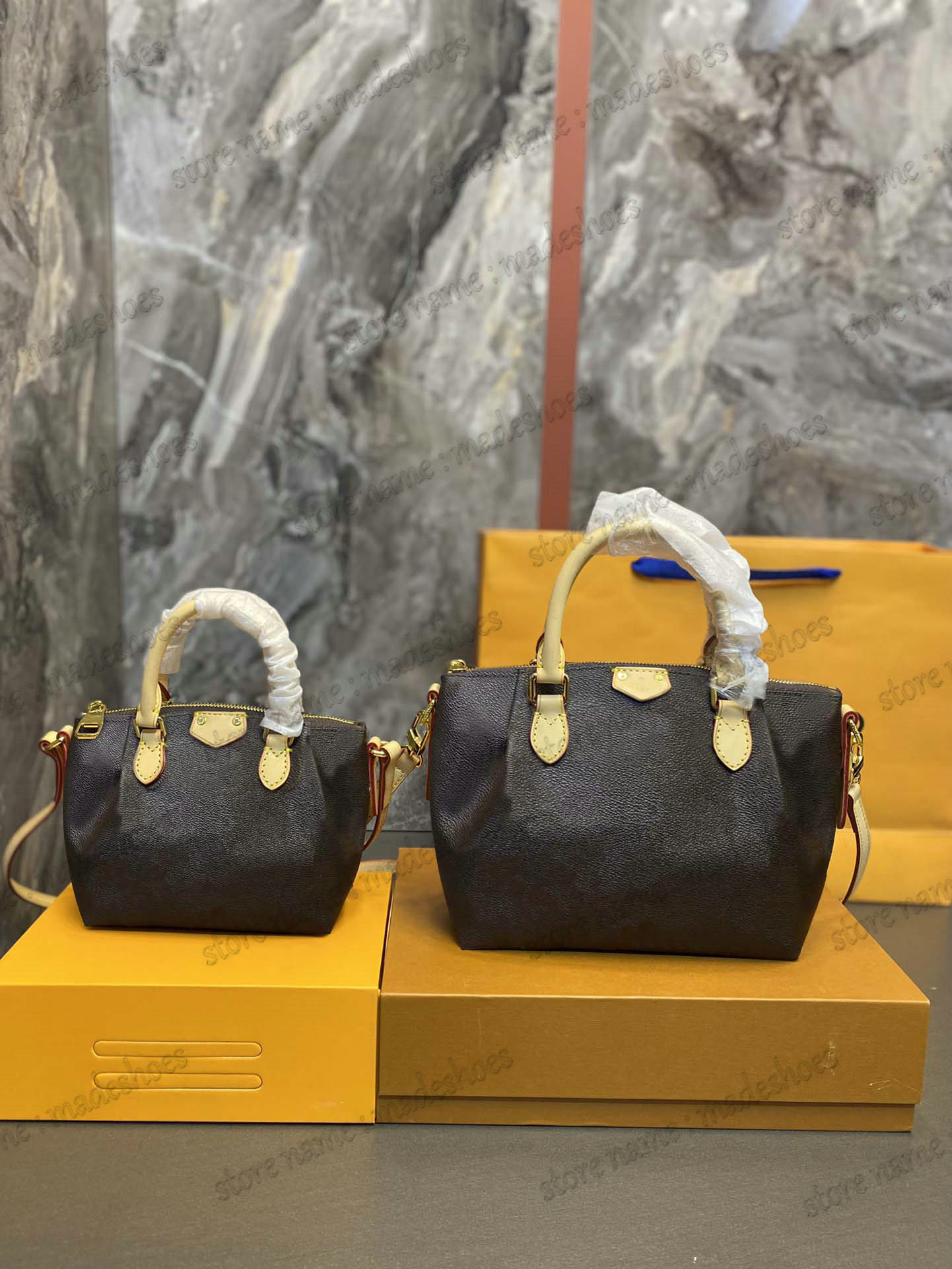 Boétie PM MM Zipped Tote M45986 Bordeaux Shouder Bag Designer Womens Handbag Luxurys Monograms Boetie CrossBody Purse Wallet With Padlock Double smartphone pocket
Boétie PM MM Zipped Tote M45986 Bordeaux Shouder Bag Designer Womens Handbag Luxurys Monograms Boetie CrossBody Purse Wallet With Padlock Double smartphone pocket