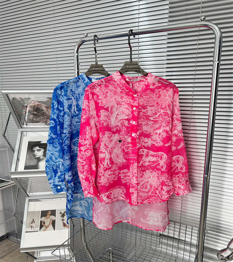 Women' Blouses New Forest Animal Ink Printing Long Sleeve Casual Shirt Oversize Letter Show Thin Top Female in PINK And Blue, Extra shipping cost
Women' Blouses New Forest Animal Ink Printing Long Sleeve Casual Shirt Oversize Letter Show Thin Top Female in PINK And Blue, Extra shipping cost