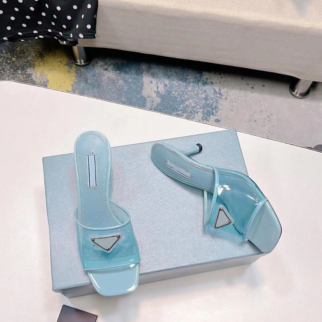 2022 Women Sandals Slippers Leather Summer Slipper Embroidery fashion beach woman Bige head Rainbow letters 35-42 With Box, Black
2022 Women Sandals Slippers Leather Summer Slipper Embroidery fashion beach woman Bige head Rainbow letters 35-42 With Box, Black
