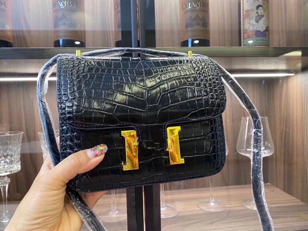 Womens fashion bags Shoulder Bag luxury Designer Bestselling Classic Crocodile Leather Satchel Hobo purses Messenger purse handbag hourglass wallets, Army green
Womens fashion bags Shoulder Bag luxury Designer Bestselling Classic Crocodile Leather Satchel Hobo purses Messenger purse handbag hourglass wallets, Army green