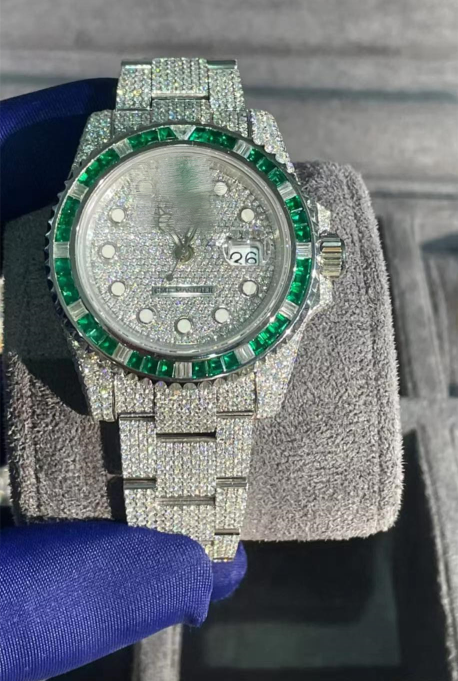 luxury mens watches moissanite Mosang stone diamond watch movement watches for men TOP montre de luxe wristwatch Mechanical automatic 904L 3126 3120 324, Black
luxury mens watches moissanite Mosang stone diamond watch movement watches for men TOP montre de luxe wristwatch Mechanical automatic 904L 3126 3120 324, Black