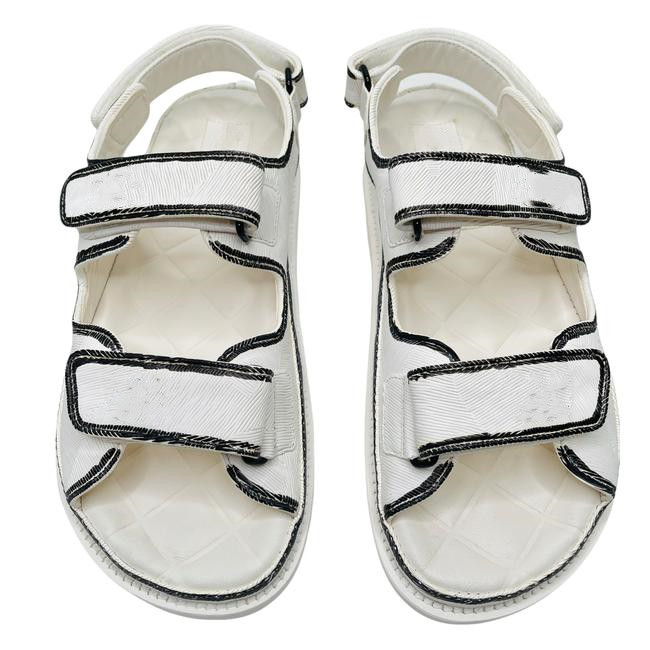 White Black Leather Mules Slides Strap Flats Printed Dad Sandals Hook and loop beach shoes imported sheepskin lining size 35-42, Red
White Black Leather Mules Slides Strap Flats Printed Dad Sandals Hook and loop beach shoes imported sheepskin lining size 35-42, Red