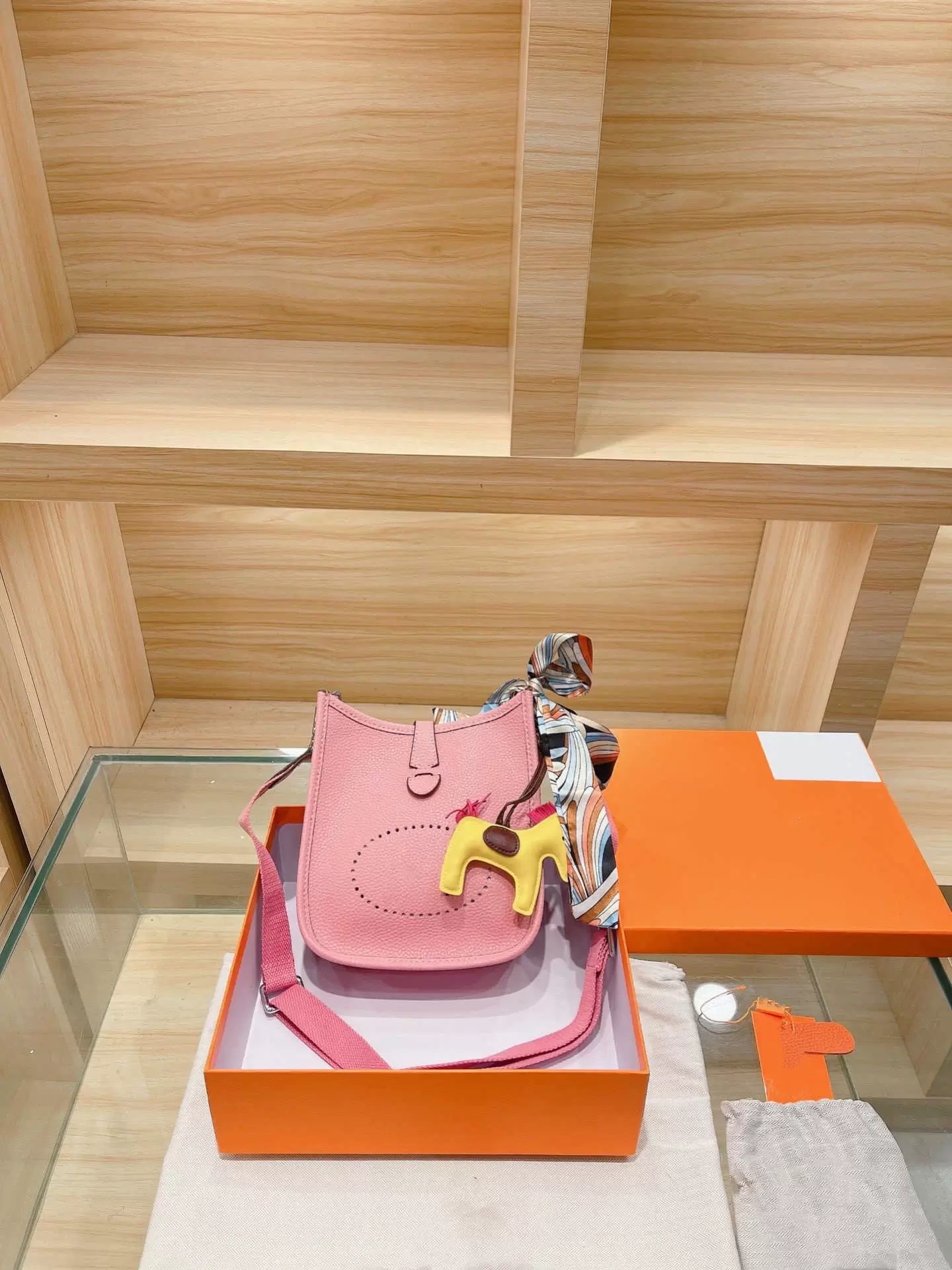 2021 Fashion Bags Handbags Clutches Messenger Bags Leather Wallets Ladies Wallets