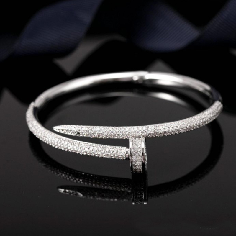 New Luxury Fashion Love Bracelet Bangle Ladies Rose Gold Silver Bracelet Titanium Steel Screwdriver Diamond Designer Jewelry Men Gift Wholesale With Box
New Luxury Fashion Love Bracelet Bangle Ladies Rose Gold Silver Bracelet Titanium Steel Screwdriver Diamond Designer Jewelry Men Gift Wholesale With Box