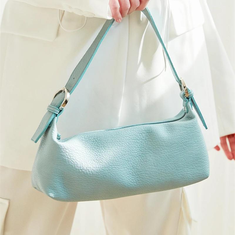 Evening Bags Fashion Pu Leather Baguette Shape Handbag Candy Color Women Shoulder Retro Ladies Cylinder Hand Bag Sac Main Femme 2022, Black
Evening Bags Fashion Pu Leather Baguette Shape Handbag Candy Color Women Shoulder Retro Ladies Cylinder Hand Bag Sac Main Femme 2022, Black