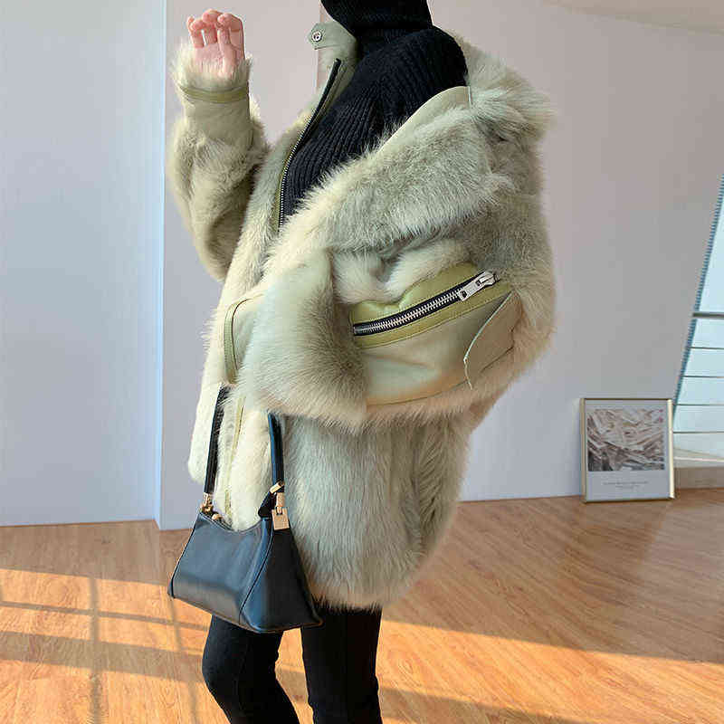 2020 winter new all-in-one motorcycle suit granular sheep shearing tuscan leather lamb wool coat women T220810, Green
2020 winter new all-in-one motorcycle suit granular sheep shearing tuscan leather lamb wool coat women T220810, Green