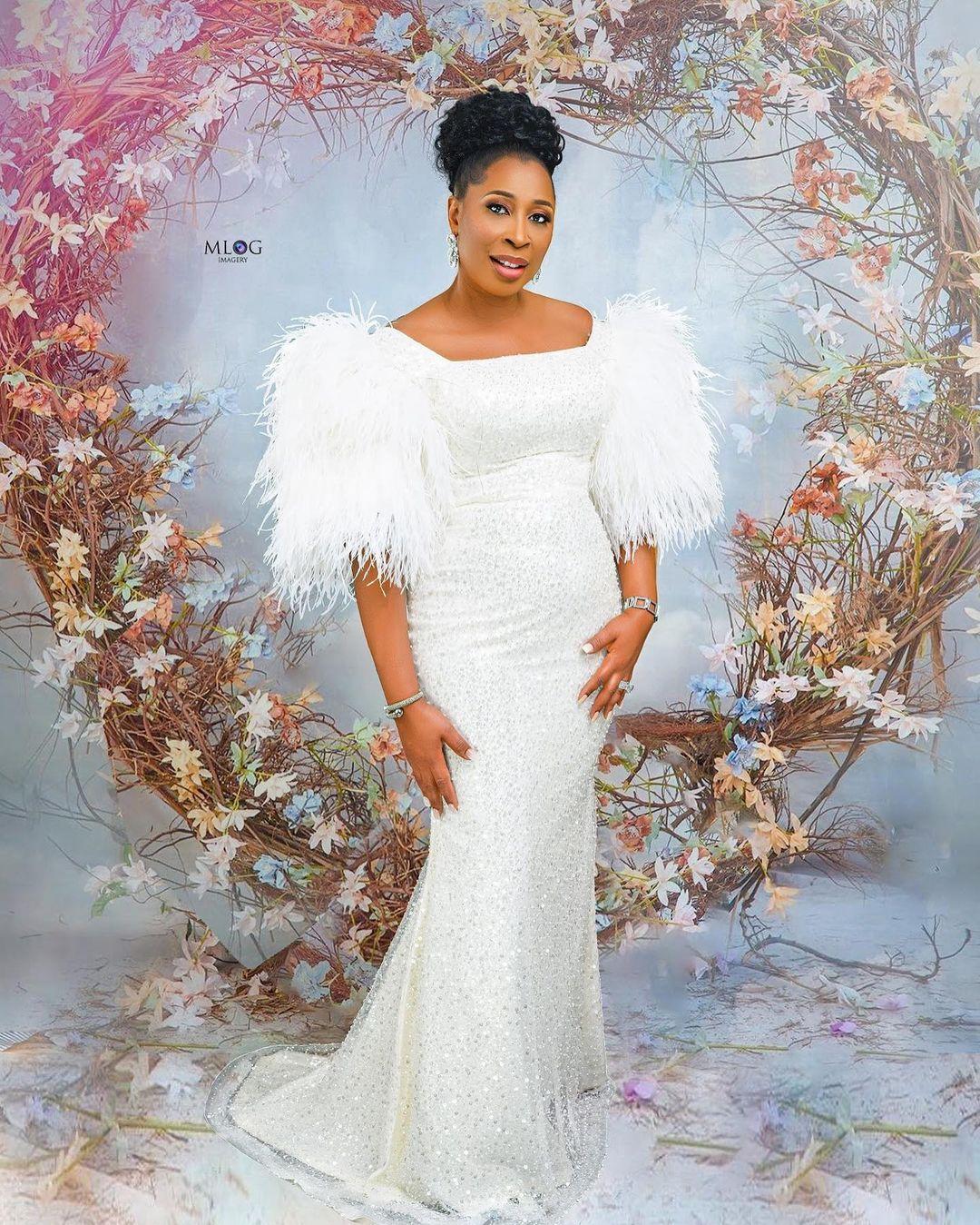 Plus Size Arabic Aso Ebi White Mermaid Sparkly Prom Dresses Feather Sexy Evening Formal Party Second Reception Birthday Engagement Gowns Dress