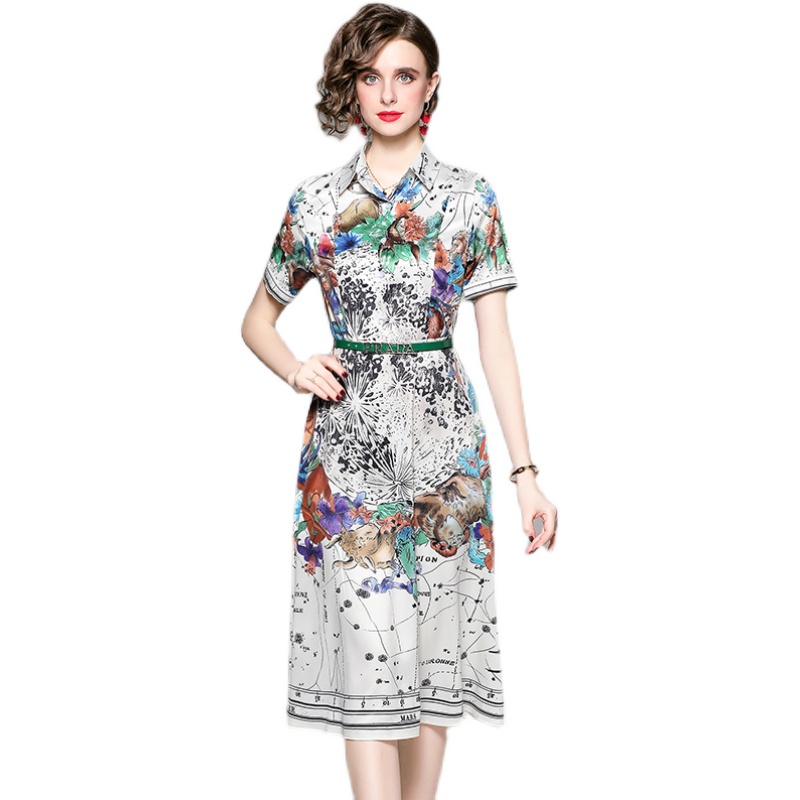 2022 Floral Summer Button Up Shirt Dress Short Sleeve Woman Designer Vintage Turn-Down Collar Elegant Slim Flared A-Line Dresses Runway Party Women White Midi Frock
2022 Floral Summer Button Up Shirt Dress Short Sleeve Woman Designer Vintage Turn-Down Collar Elegant Slim Flared A-Line Dresses Runway Party Women White Midi Frock