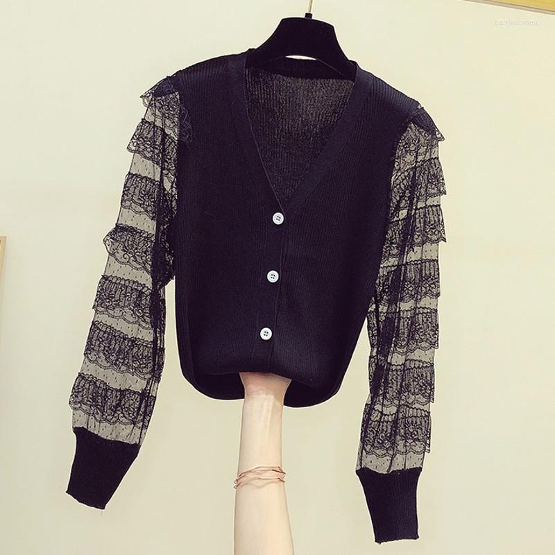 Women' Knits & Tees Autumn Korean Style Black Sweater Coat Lace Sleeve Stitching V-neck Knitted Cardigan Women' Knitwear Sweaters
Women' Knits & Tees Autumn Korean Style Black Sweater Coat Lace Sleeve Stitching V-neck Knitted Cardigan Women' Knitwear Sweaters