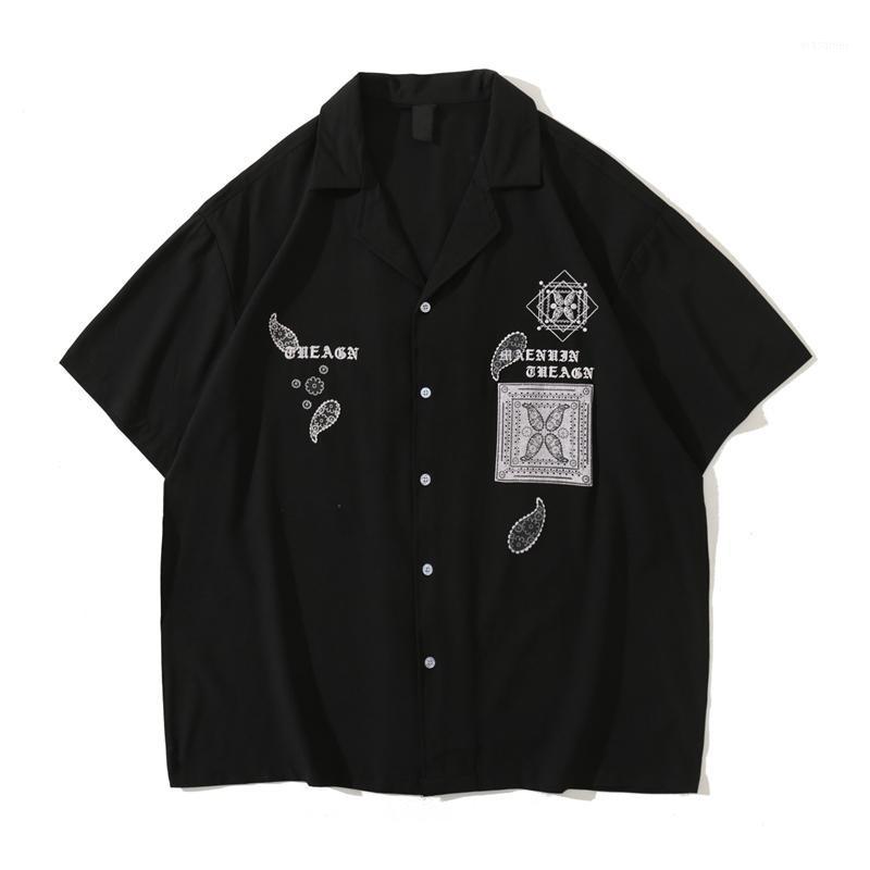 Men's Casual Shirts Bandana Suit Collar Shirt Vintage Street Short Sleeved Summer For Man Black Green
Men's Casual Shirts Bandana Suit Collar Shirt Vintage Street Short Sleeved Summer For Man Black Green