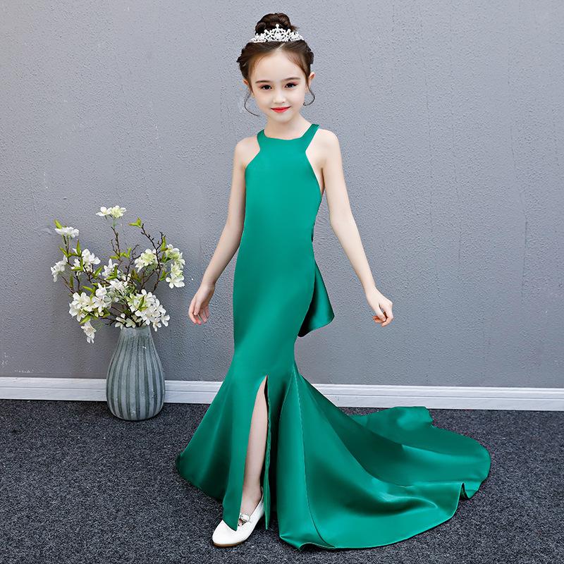 Girl's Dresses Elegant Girl Halter Mopping Catwalk Dress 2022 Summer Green Sleeveless Split Tail Model Costume Princess DressGirl's
Girl's Dresses Elegant Girl Halter Mopping Catwalk Dress 2022 Summer Green Sleeveless Split Tail Model Costume Princess DressGirl's