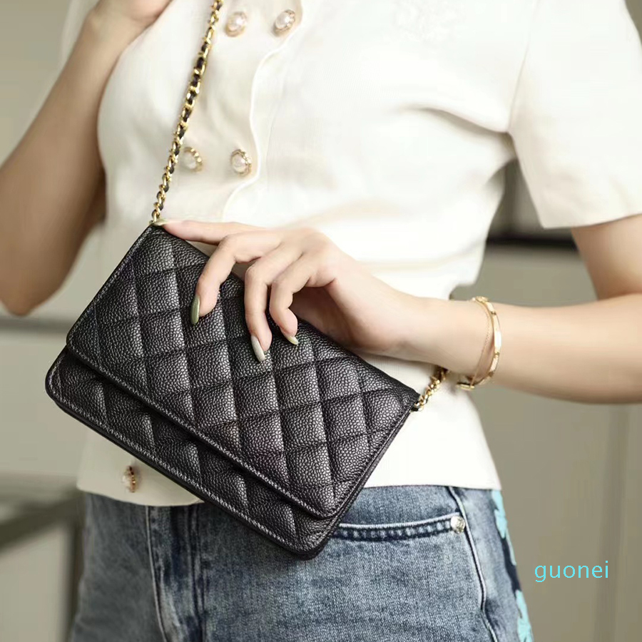 Designer -Quality Classic WOC Luxuries Designers Flap Bag AP0250 Caviar Leather Cross Body Bags Designer Chains Evening Bags 2022
Designer -Quality Classic WOC Luxuries Designers Flap Bag AP0250 Caviar Leather Cross Body Bags Designer Chains Evening Bags 2022
