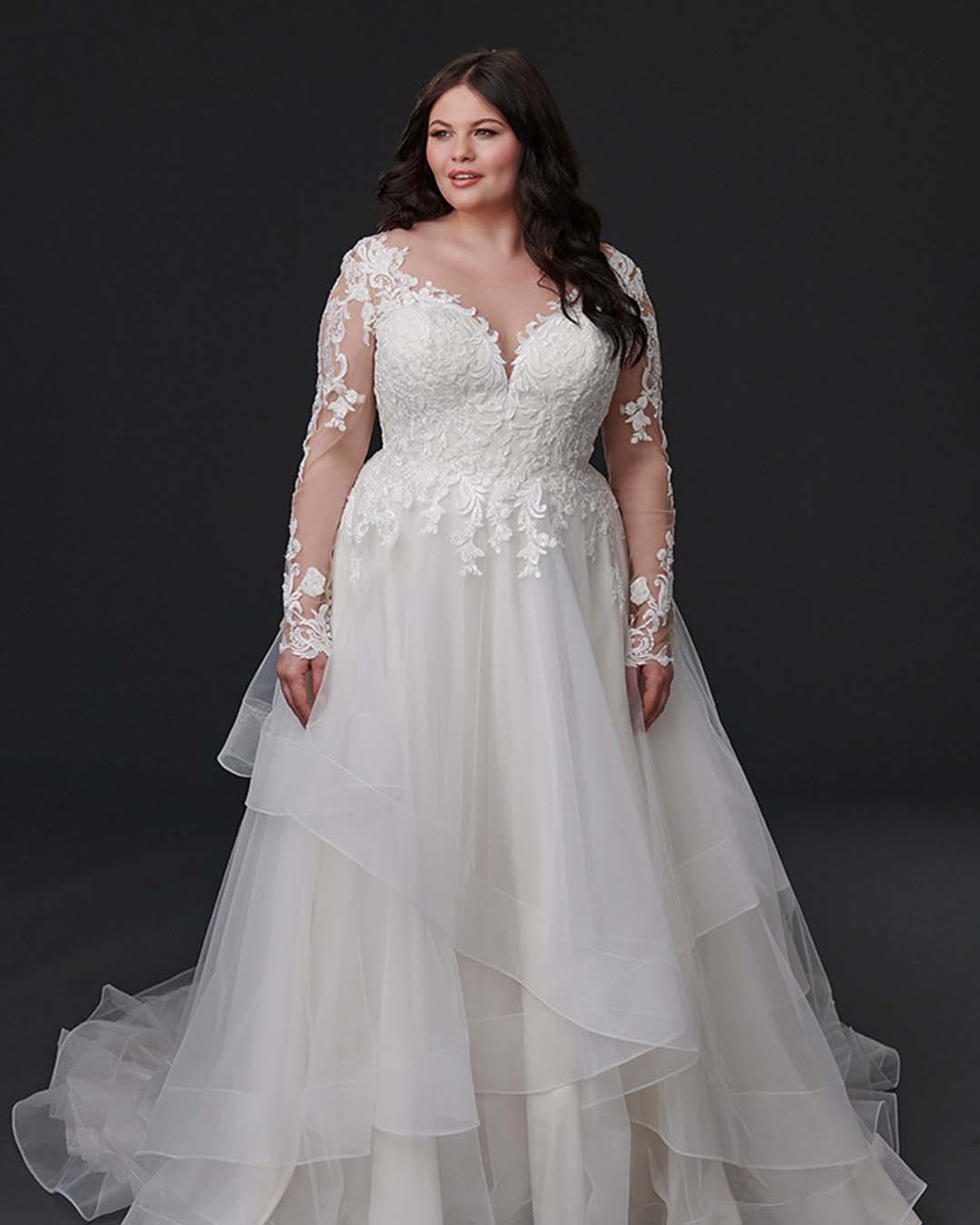 Eddy K Plus Size A Line Wedding Dress Sheer Jewel Neck Long Sleeve Lace Appliqued Bridal Gown Tiered Ruffles Robe de mariee