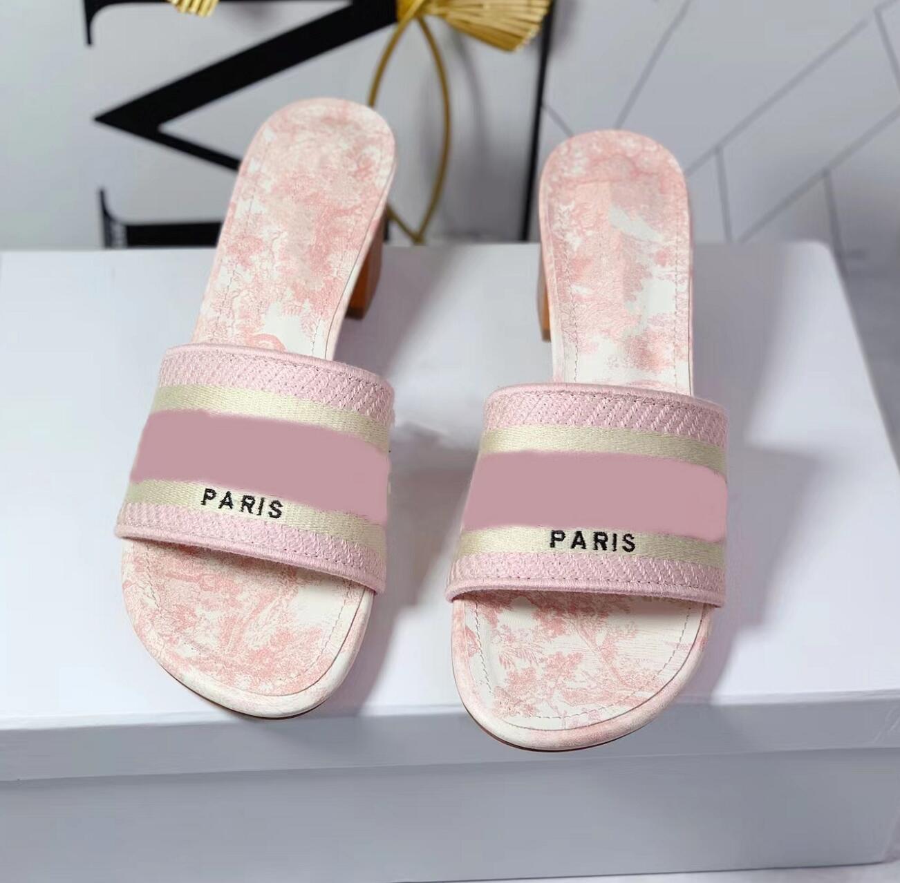 Women's Designer High Heel Slippers Top Quality Embroidery Chunky Heels Sandals Beach Shoes Sandal Luxury Women Summer Dress Sandals Fashion Slides, Not for individual sale
Women's Designer High Heel Slippers Top Quality Embroidery Chunky Heels Sandals Beach Shoes Sandal Luxury Women Summer Dress Sandals Fashion Slides, Not for individual sale