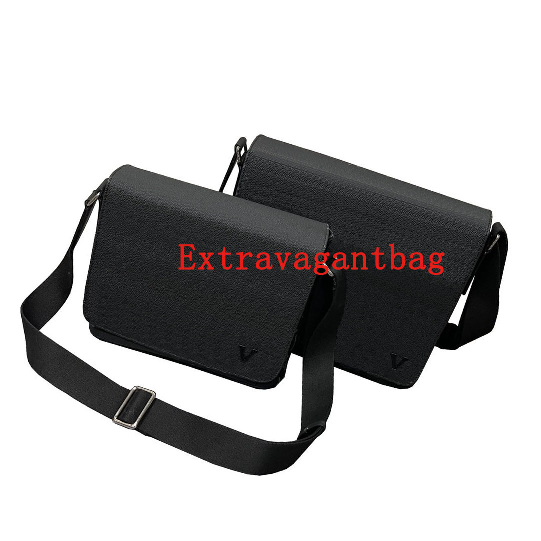 Handbag Messenger Bag designer bag the tote bags Fashion 4001 postman bag Luxurys Designers Bags leather wallet Cross body waist pack Full of sporty air two size, Black flower
Handbag Messenger Bag designer bag the tote bags Fashion 4001 postman bag Luxurys Designers Bags leather wallet Cross body waist pack Full of sporty air two size, Black flower