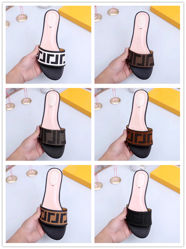 2022 designer Paris Womens sandals Slippers Beautiful Scuffs Shoes Summer Beach Slides Girls Flat Slipper Ladies Flip Flops Loafers Knitted
2022 designer Paris Womens sandals Slippers Beautiful Scuffs Shoes Summer Beach Slides Girls Flat Slipper Ladies Flip Flops Loafers Knitted