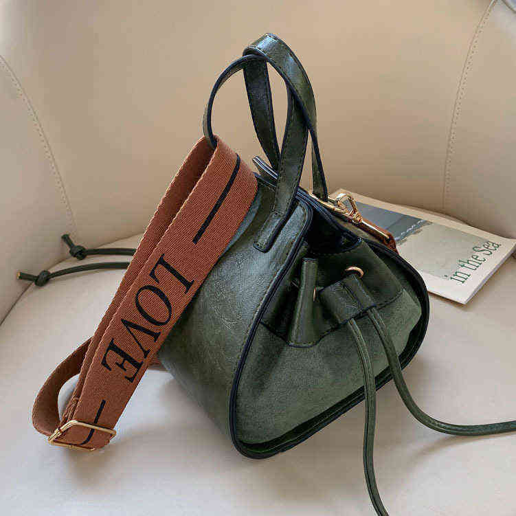 Frosted Bag Women s Fashion Korean Version Versatile Messenger Broadband Bucket Bag 220517