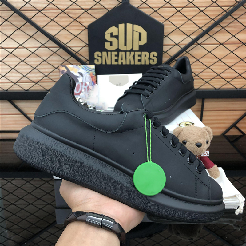 Wholesale Top Brand Designers Shoes Genuine Leather Fashion High Platform Men Women Sneakers Male Female White Thick-soled Vulcanize Casual Trainers Sneaker, Customize
Wholesale Top Brand Designers Shoes Genuine Leather Fashion High Platform Men Women Sneakers Male Female White Thick-soled Vulcanize Casual Trainers Sneaker, Customize