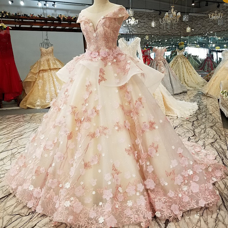 Newest Wedding Dresses D Wers Crystals Beads Backless A E Chapel Train Lace Bg Customed Ivory Princess Bridal Gowns 6660306