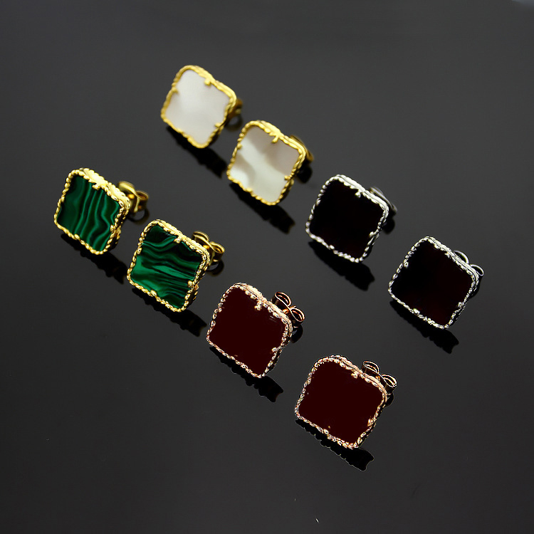Top Quality Women Luxury Brand Designer Couple Stud Four-leaf Flower Fashion Earrings Stainless Steel Lover Gifts High Polish Engagement Earrings Wholesale
Top Quality Women Luxury Brand Designer Couple Stud Four-leaf Flower Fashion Earrings Stainless Steel Lover Gifts High Polish Engagement Earrings Wholesale