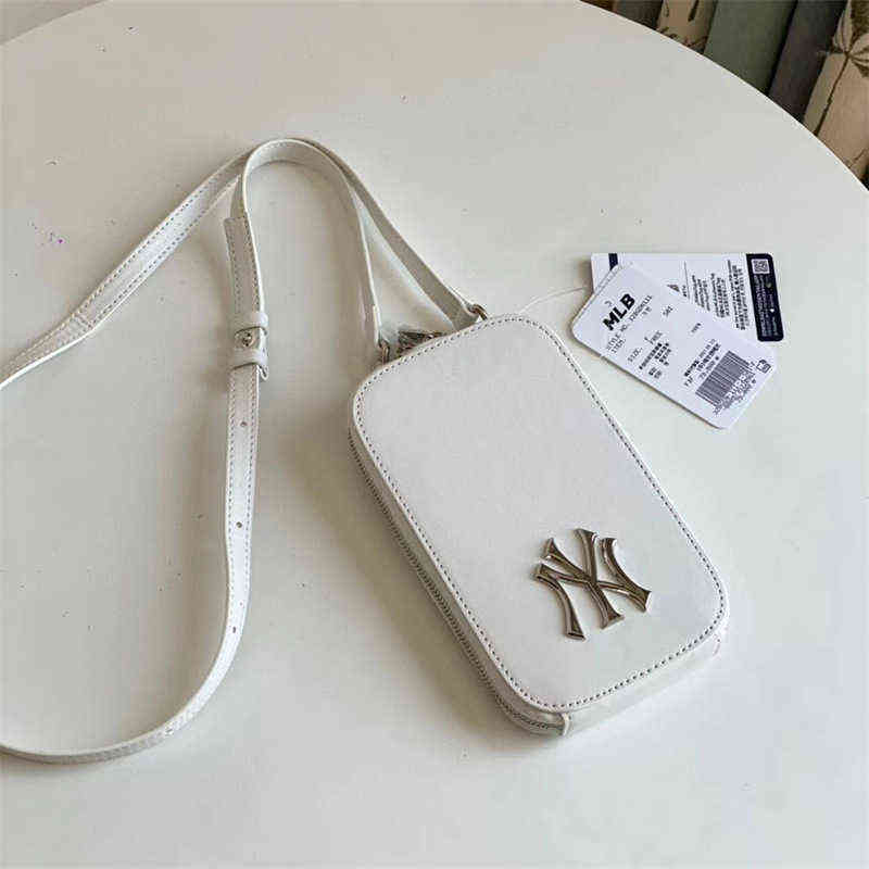 50% discount bags Mlb Tide Brand 21 New Ny Leather Solid Color Mini One Shoulder Messenger Bag Mobile Phone Bag Luxury Designer, White
50% discount bags Mlb Tide Brand 21 New Ny Leather Solid Color Mini One Shoulder Messenger Bag Mobile Phone Bag Luxury Designer, White