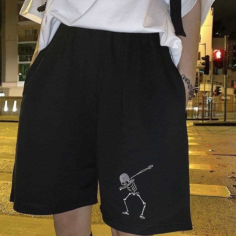 NiceMix cale Cotton Skeleton Embroidered Shorts Harajuku BF Casual Students Sports Shorts Unisex Fashion Y200512, Black
NiceMix cale Cotton Skeleton Embroidered Shorts Harajuku BF Casual Students Sports Shorts Unisex Fashion Y200512, Black