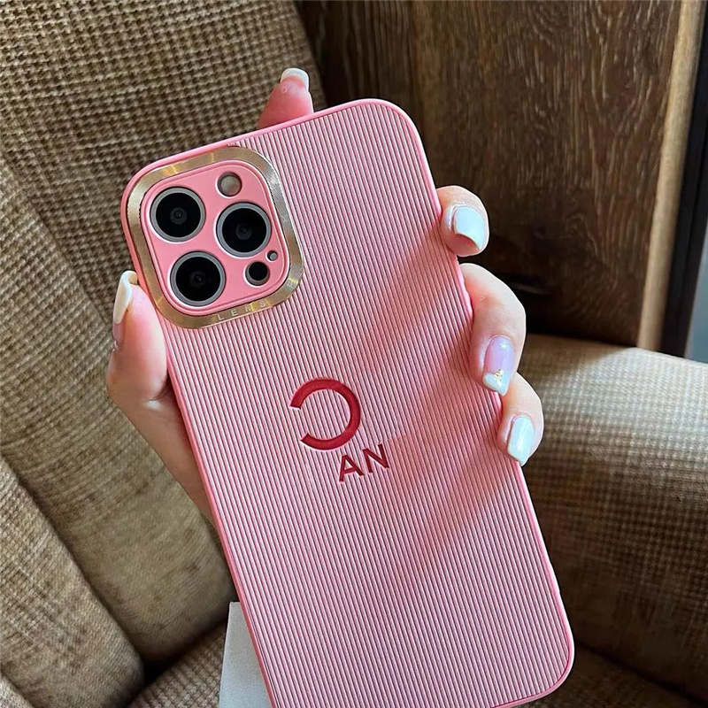 Designers IPhone Case For 13 12PMax 12P 12 XS MAX 7P/8P 7/8 XR X/XS Brand Letters Print Luxury Iphone Fitted Cases Unisex Cell Phone Shell, White
Designers IPhone Case For 13 12PMax 12P 12 XS MAX 7P/8P 7/8 XR X/XS Brand Letters Print Luxury Iphone Fitted Cases Unisex Cell Phone Shell, White