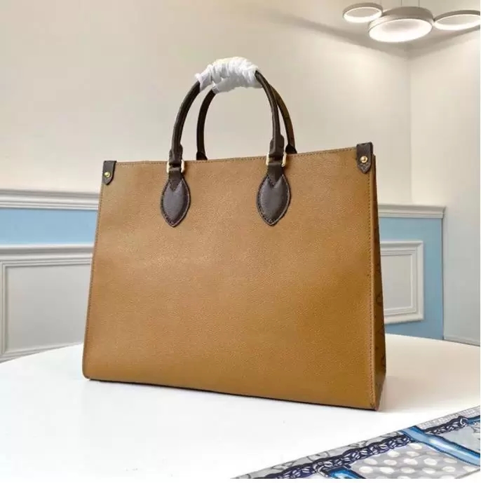 Handbags ONTHEGO Shoulder Bags Women Leather Luxury Designer Handbag Female Fashion Messenger Crossbody Bag Purse
Handbags ONTHEGO Shoulder Bags Women Leather Luxury Designer Handbag Female Fashion Messenger Crossbody Bag Purse