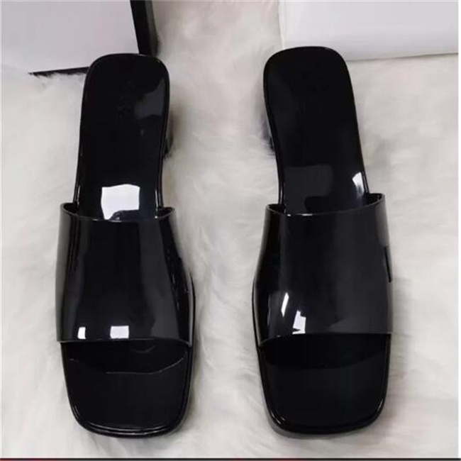 Luxury Sandals Women Designer Chunky Heel Slides Thick Bottom Slippers Bright leather Heels Sandal Platform Alphabet Lady Slipper