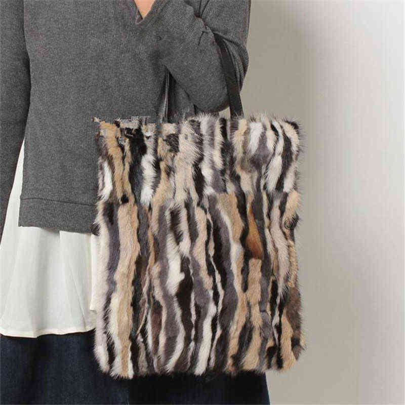 New Arrival Women Genuine Leather Mink Fur Shoulder Messenger Bags Female Real Fur Handbag Ladies Party Travel Crossbody Bag 220616, As the picture shows
New Arrival Women Genuine Leather Mink Fur Shoulder Messenger Bags Female Real Fur Handbag Ladies Party Travel Crossbody Bag 220616, As the picture shows