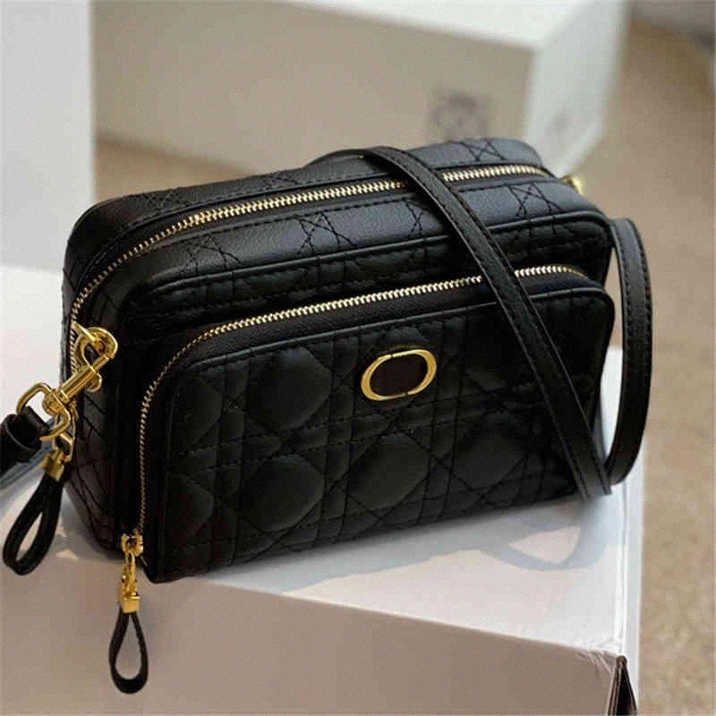 2022 T jacqard Shoulder Bags Lady Designers mini barrel totes handbags Boston Cross Body Classic Luxurys high quality Famous Classic purse wallet diors
2022 T jacqard Shoulder Bags Lady Designers mini barrel totes handbags Boston Cross Body Classic Luxurys high quality Famous Classic purse wallet diors