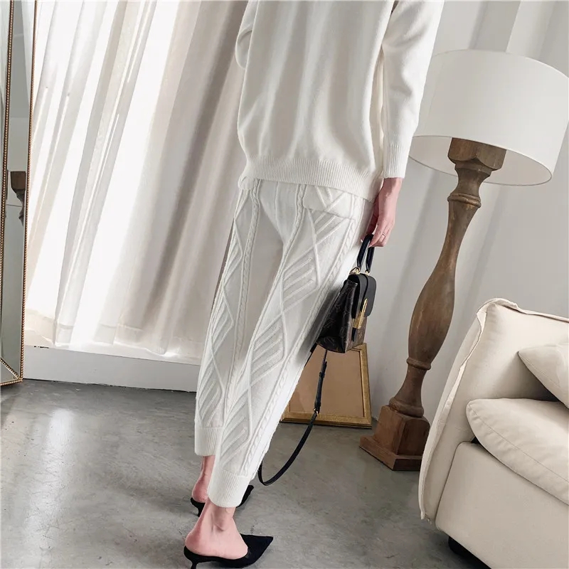 Autumn Winter Thick Woolen Knitting Trouser's Loose Radish-shaped Beam Feet Fashion Trend Knitted Twist Drawstring 220325