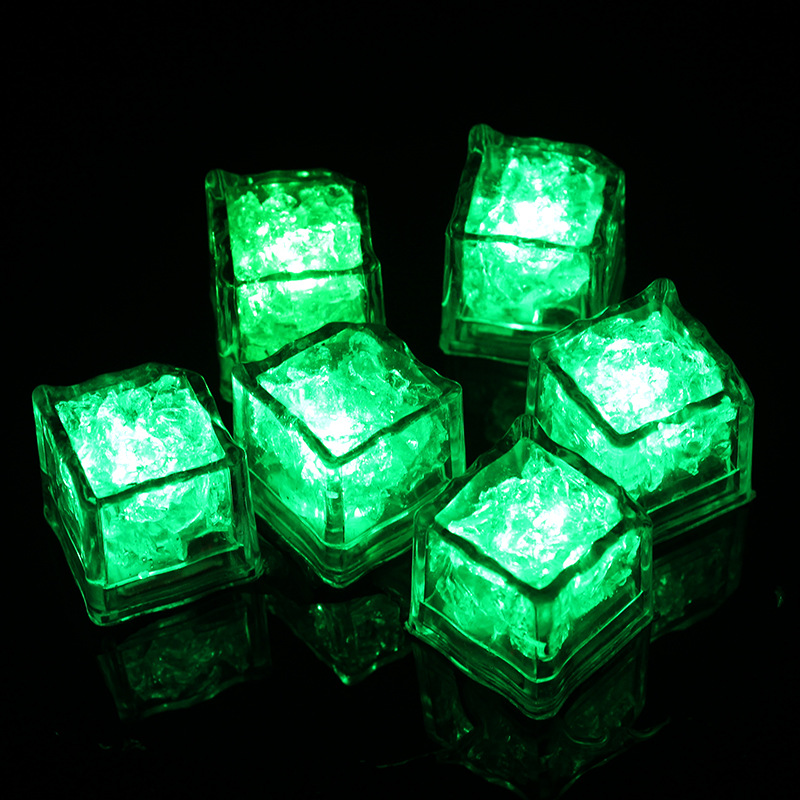 Bar Tools Luminous LED Ice Cubes Glowing Party Ball Flash Neon Wedding Festival Christmas Wine Glass Party Decoration