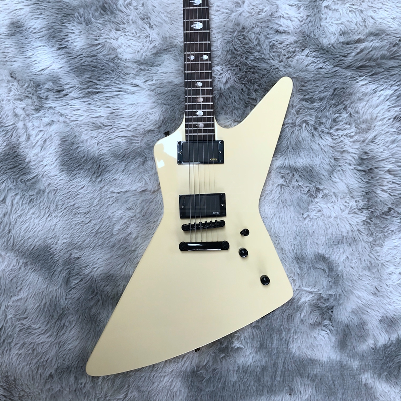 2022 years popular new arrival electric guitar cream color guitar rose wood fingerboard high quality beautiful
2022 years popular new arrival electric guitar cream color guitar rose wood fingerboard high quality beautiful