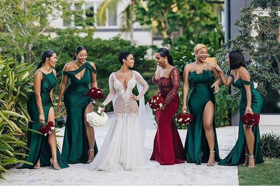 Modest Emerald Green Side Split Long Bridesmaid Dresses Sexy Wedding Party Gowns Difference Neckline Bridesmaid Dress Custom Made