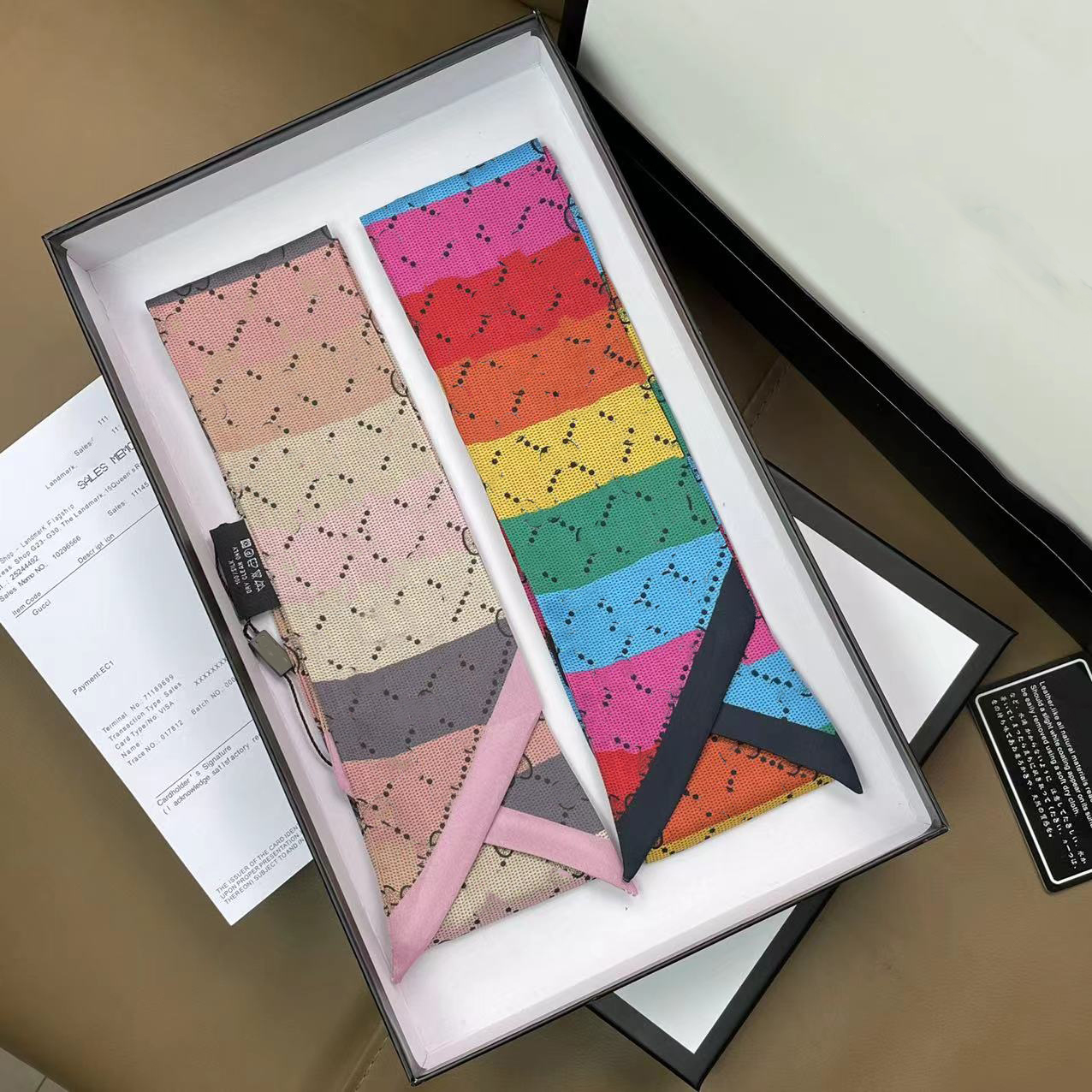 Scarves Women's Silk Satin Double Letter G Color Scarves Fashion Square Printed Headscarf Professional Accessories Designer Scarf 9x120cm No Box
Scarves Women's Silk Satin Double Letter G Color Scarves Fashion Square Printed Headscarf Professional Accessories Designer Scarf 9x120cm No Box