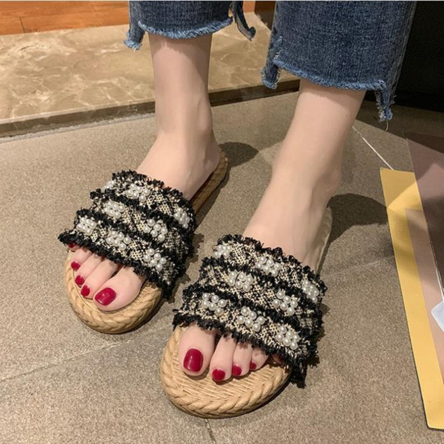 2022 Designer Slippers Women Sandals Luxury Slides Oran Sandal Classic Flip Flop Casual Shoes Sneakers Trainer brand0340, #25
2022 Designer Slippers Women Sandals Luxury Slides Oran Sandal Classic Flip Flop Casual Shoes Sneakers Trainer brand0340, #25