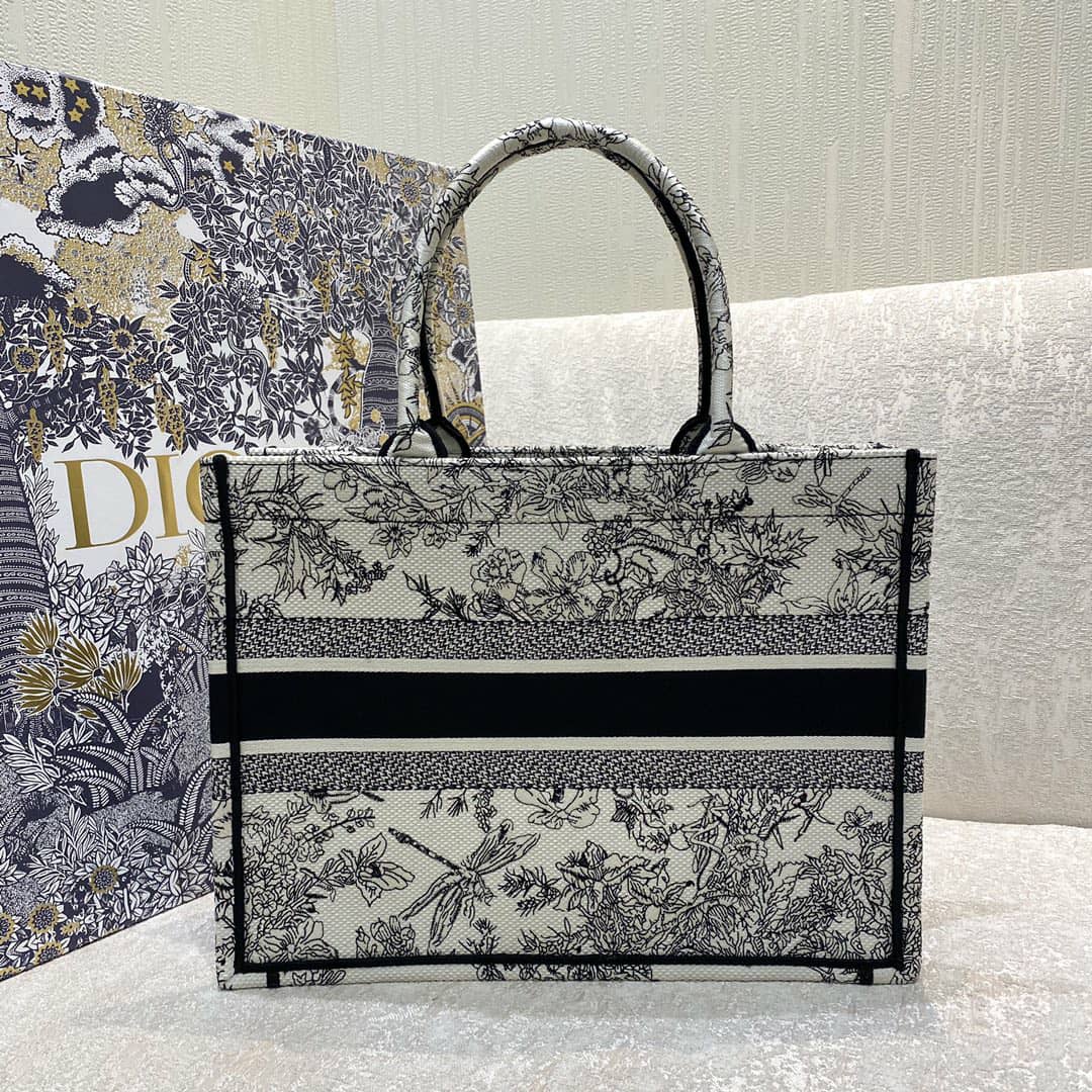 Top quality luxury designer handbags Nylon tote shopping bag handbag clutch totes mens fashion Large Beach bags travel Womens Cross body Shoulder Wallets Purses, Grey
Top quality luxury designer handbags Nylon tote shopping bag handbag clutch totes mens fashion Large Beach bags travel Womens Cross body Shoulder Wallets Purses, Grey