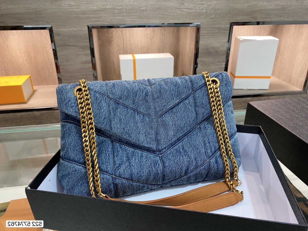 Three style Shoulder Bag LOULOU puffer Denim Jeans Women Tote Handbag Purse Frosted cowhide Cowboy Crossbody Bags Detchable Strap Flap, Sky blue
Three style Shoulder Bag LOULOU puffer Denim Jeans Women Tote Handbag Purse Frosted cowhide Cowboy Crossbody Bags Detchable Strap Flap, Sky blue
